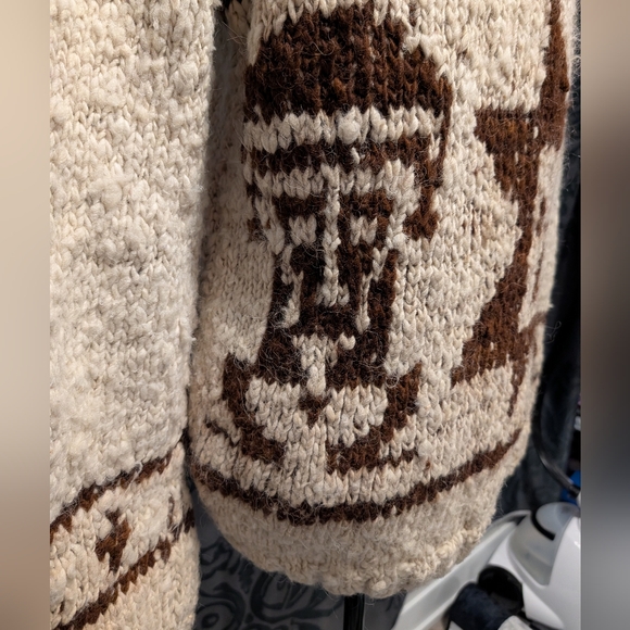 Vintage Cowichan Natural Wool Hand Knit Sweater Handmade Sun Motif No Tags - Picture 3 of 8
